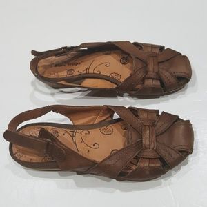Bare traps women's sandals size 6 brown leather